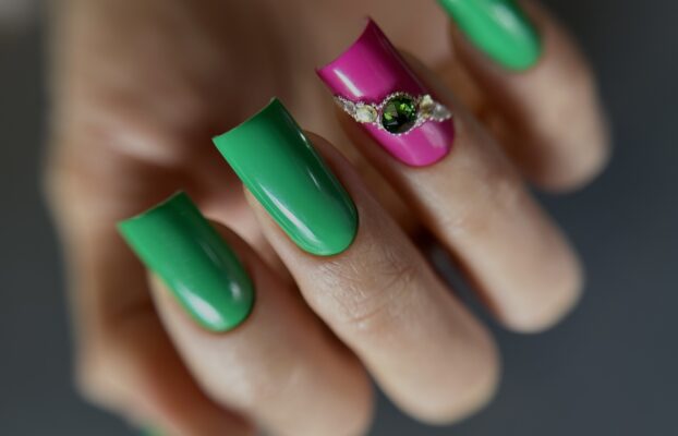 Top 3 des salons de manucure russe à Paris – Romina Chiriac Nail Designer
